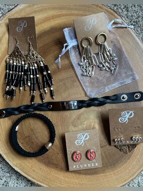 Plunder Jewelry 6 PC Bundle All NWT